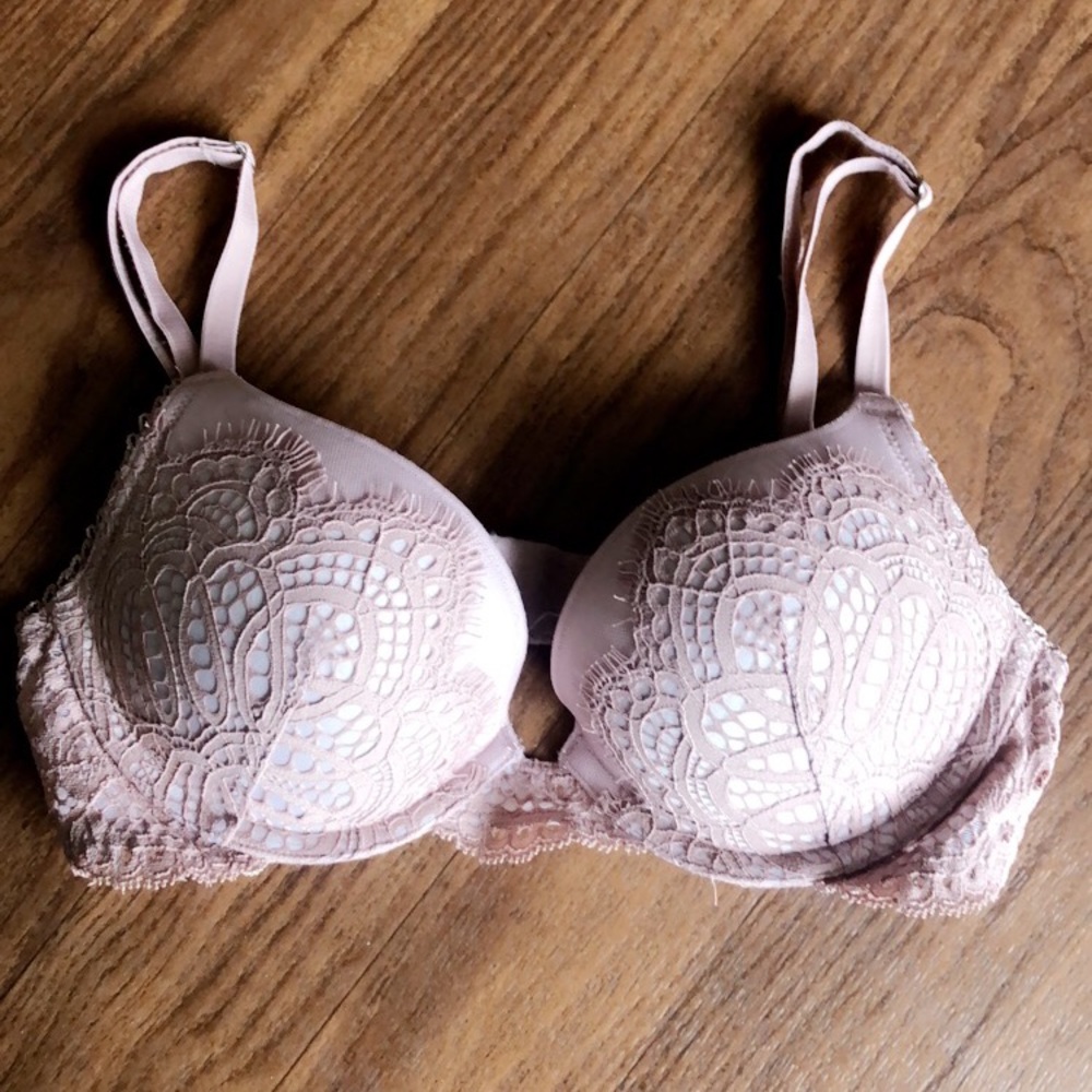 VS Dream Angels crochet lace push up bra 32b
